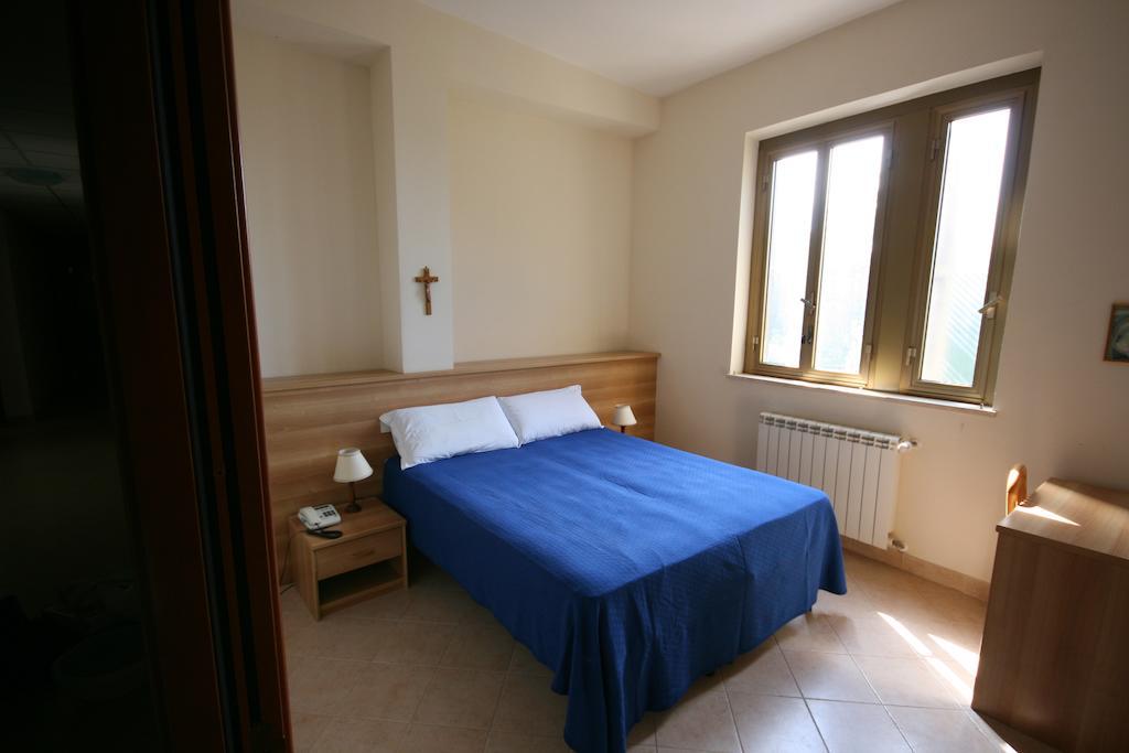 Parco Santa Rita Hotel Sacrofano Phòng bức ảnh